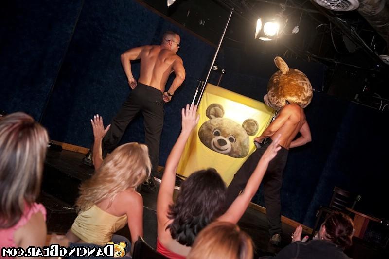 20P Huge black swords scares hot girls