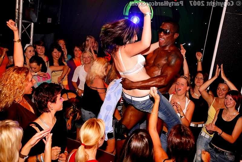 20P Teenagers adore a black officers huge monster rod