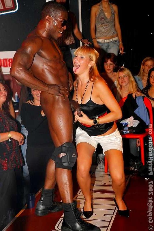 20P Teenagers adore a black officers huge monster rod