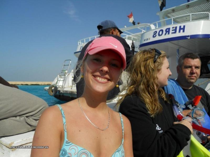 10P Lovely sexy blonde wife goes topless on vacation