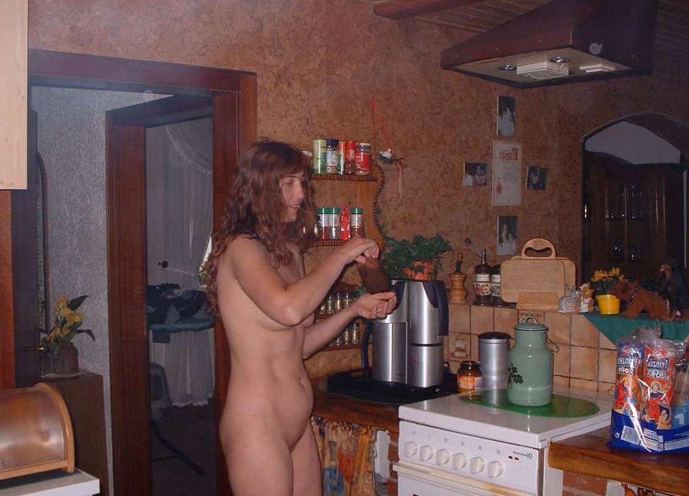 16P Pictures of a horny wife who got jizzed on