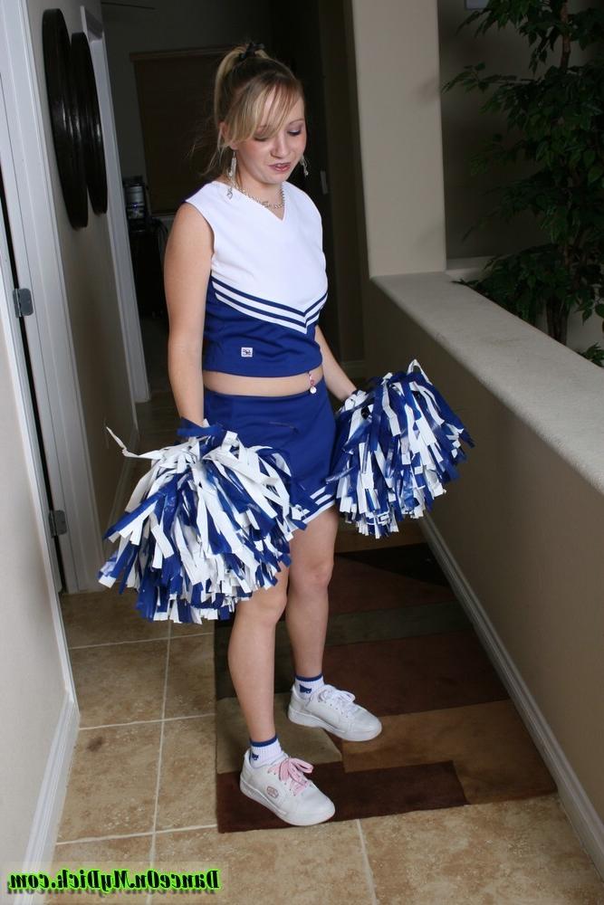 18P Cheerleader Tanya spreads her legs and shows her pussy