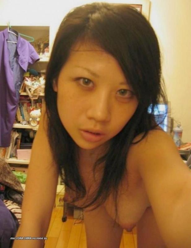 14P Kinky naked cutie teasing her boyfriend by posing sexy