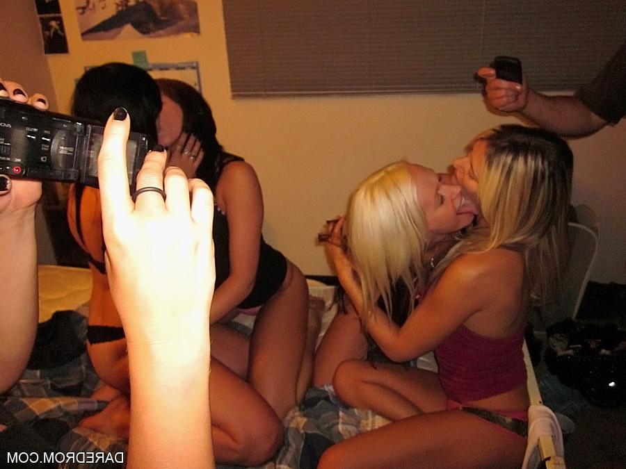 12P 2 hot college babes suck and fuck guys cock in these real amateur fucking group 