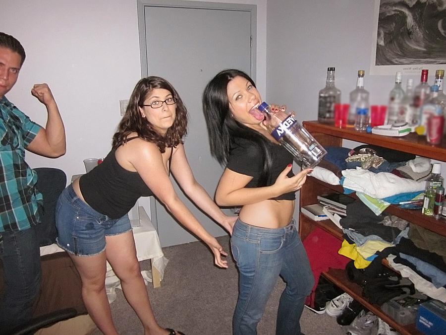 12P Hot girls masturbate and jerk off their room mate then get fucked in a mega dorm