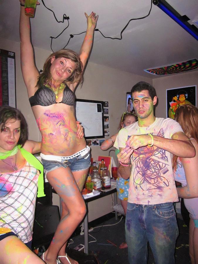 12P Check this hot fucking real college dorm room party get crazy hot fucking dorm p
