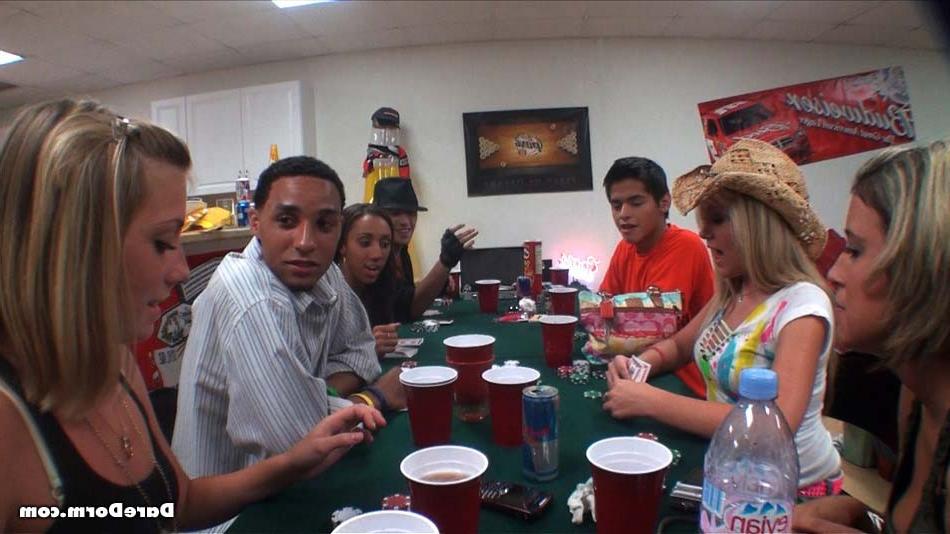 12P Hardcore students party with alcohol and fucking