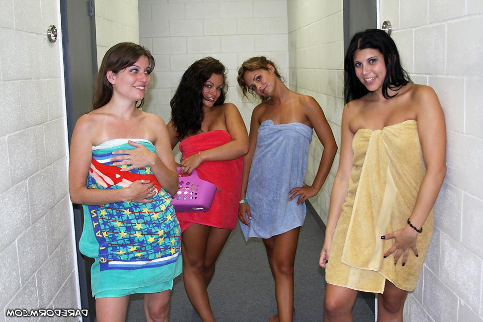 12P Four teen girls enjoying with lesbian sex at the shower