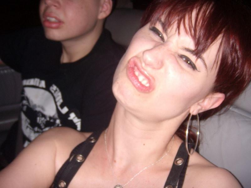 18P Guenivere giving her boyfriend head