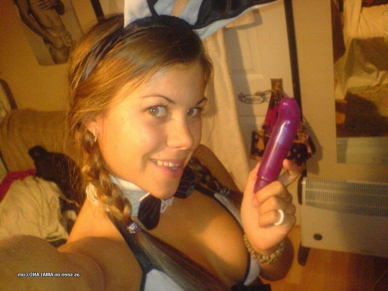 15P Naughty naked babe playing with herself in her room