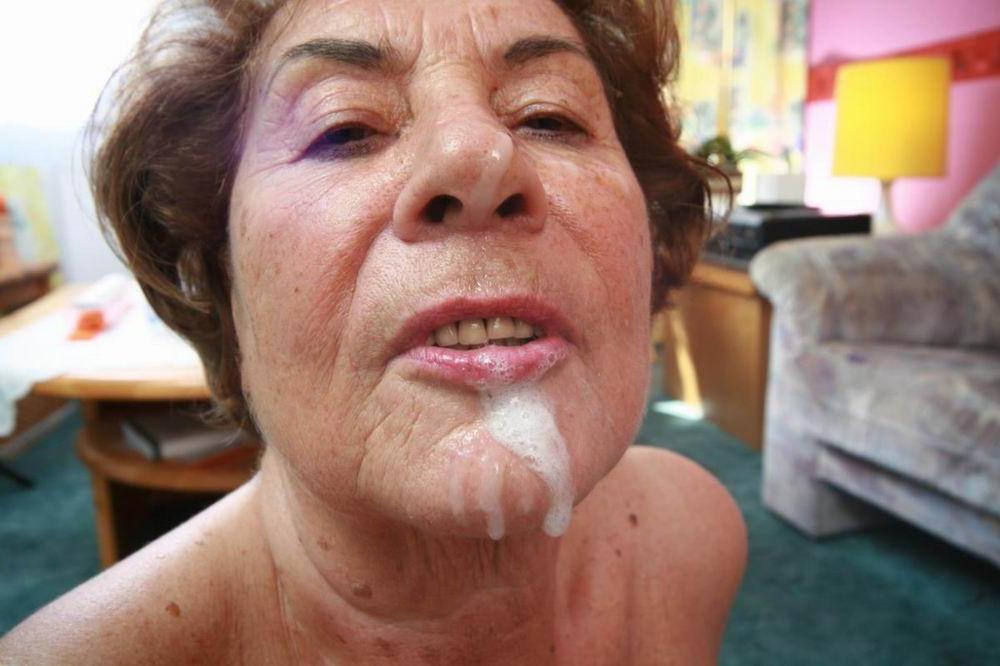 18P kinky granny gets fucked