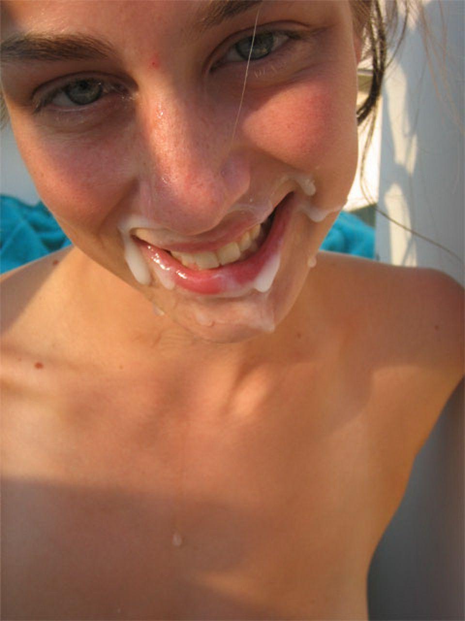18P Pretty teen Willa sucking and fucking onboard and swallowing cum