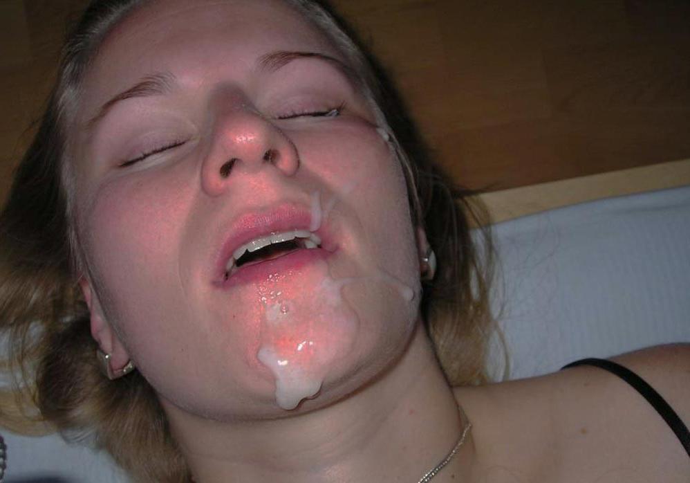15P Real amateur girls taking sticky cumshots