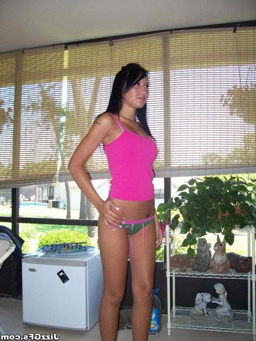 17P Brunette amateur teen in lingerie getting facial cumshot