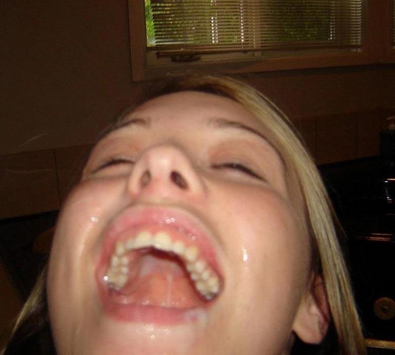 15P Real amateur girlfriends getting facials
