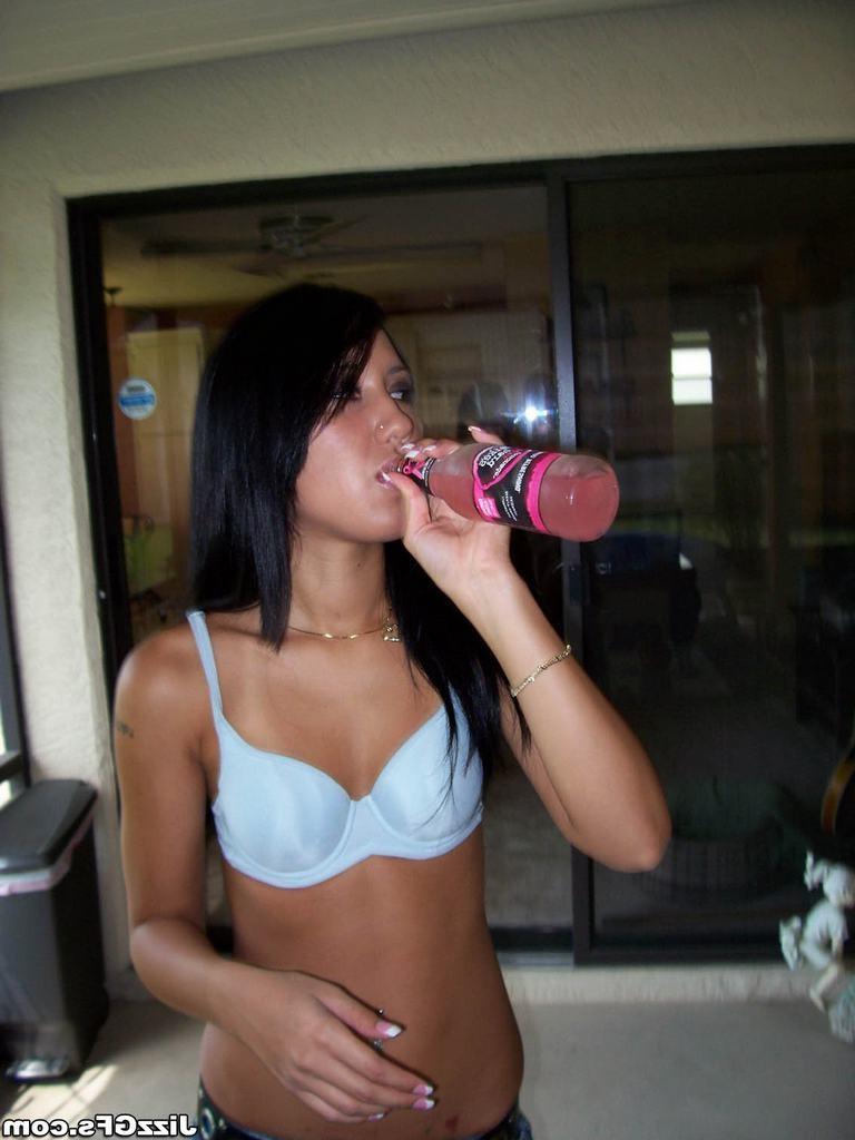 15P Perky tiny titted teen girlfriend sucks for facial