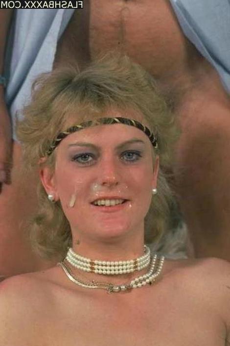 16P 1980s Threeway Facial