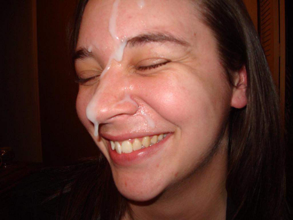 15P Homemade teen GF gets nose and face frosted by dripping cumshot