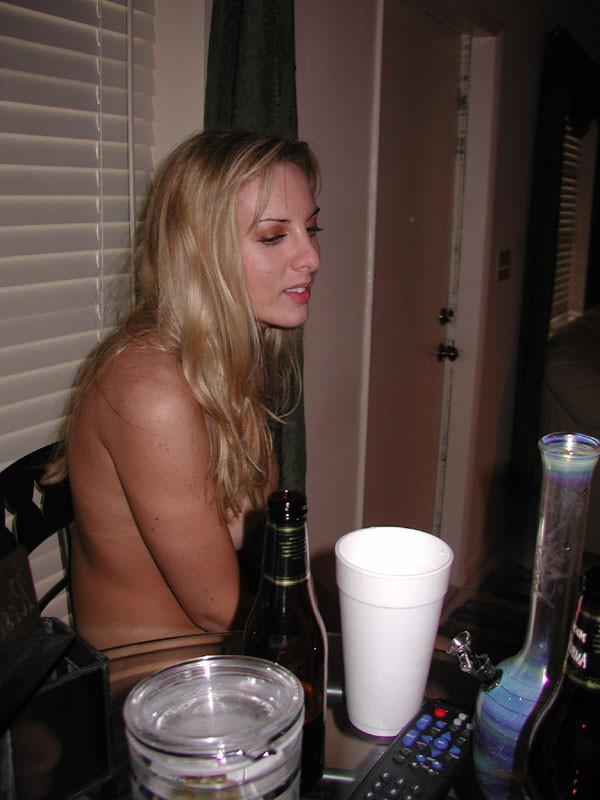 20P Porn princess making love to billiard implements.