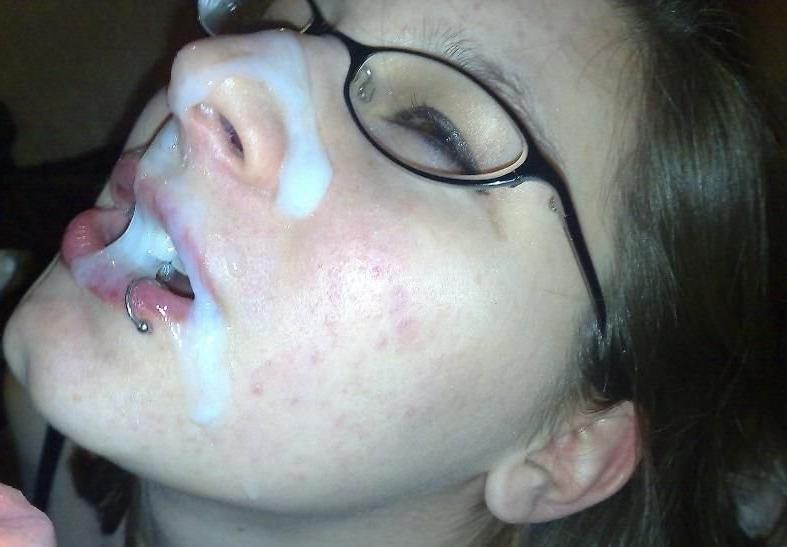15P Dirty girlfriends get facial cumshots
