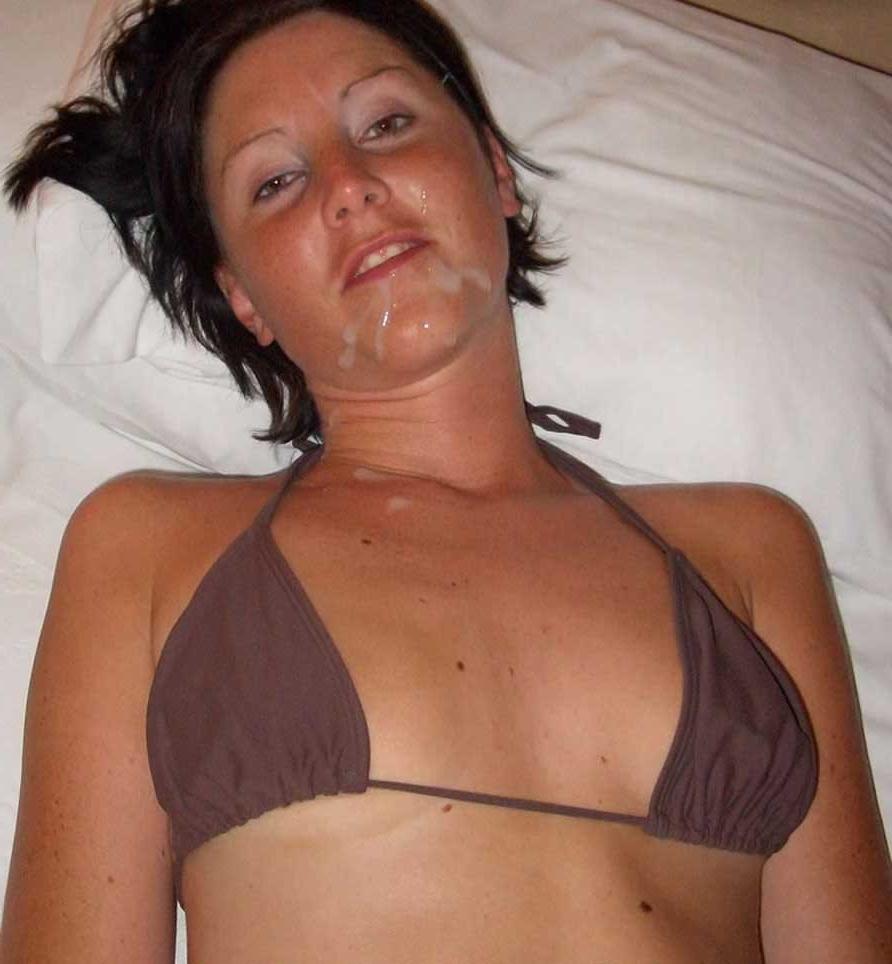 15P Dirty girlfriends get facial cumshots