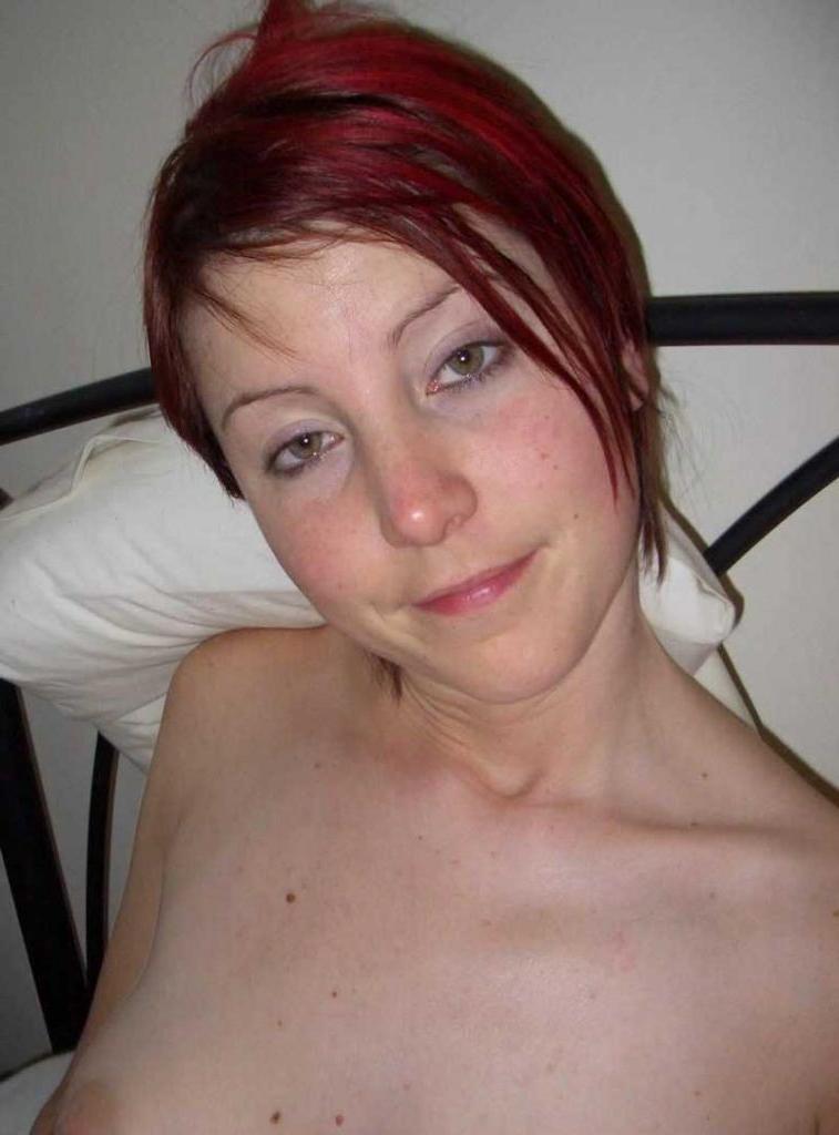 15P Dirty girlfriends get facial cumshots