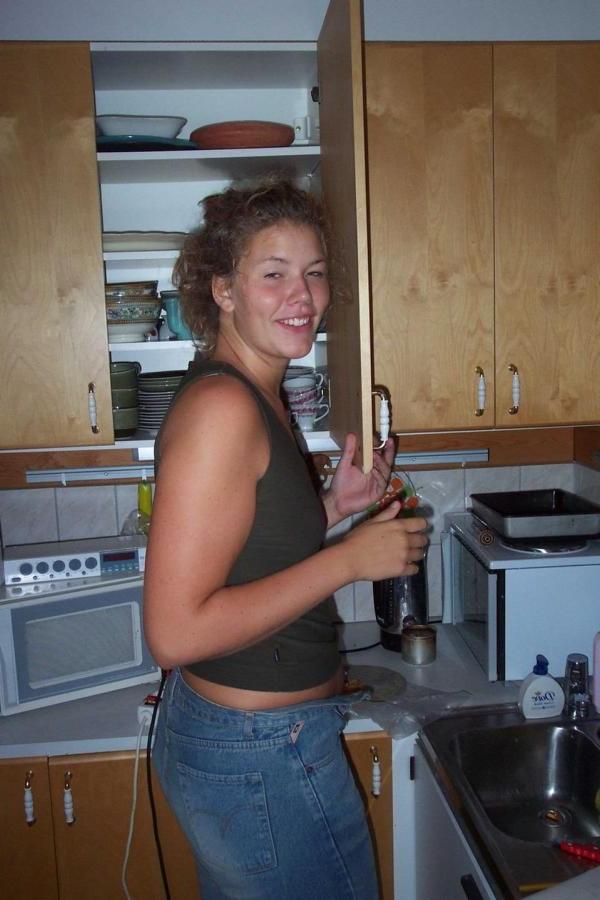 15P Dirty girlfriends get facial cumshots