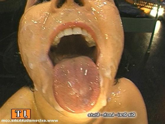 20P Teen sluts swallowing cum in a sperma fest