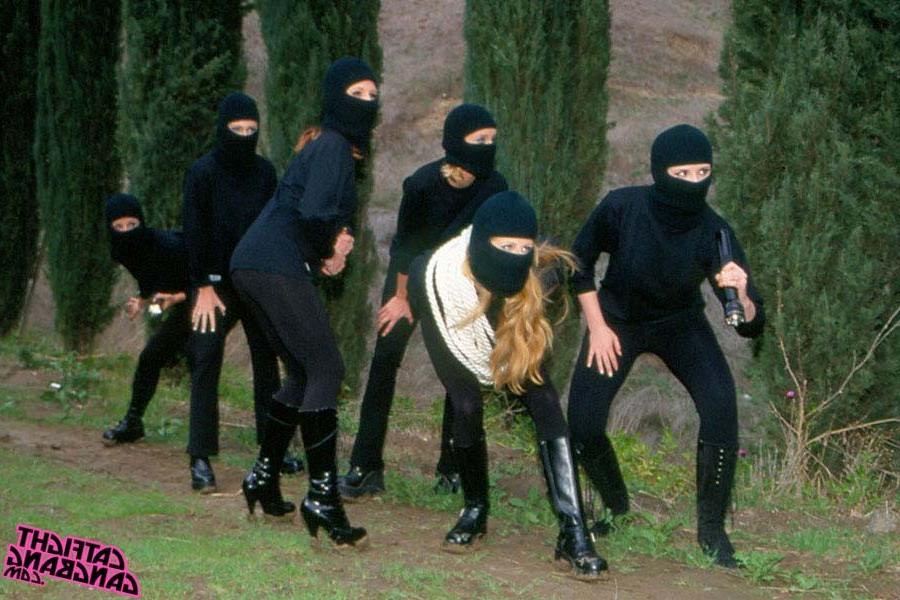 15P Blonde slut gets gangbanged by a bunch of horny thieves