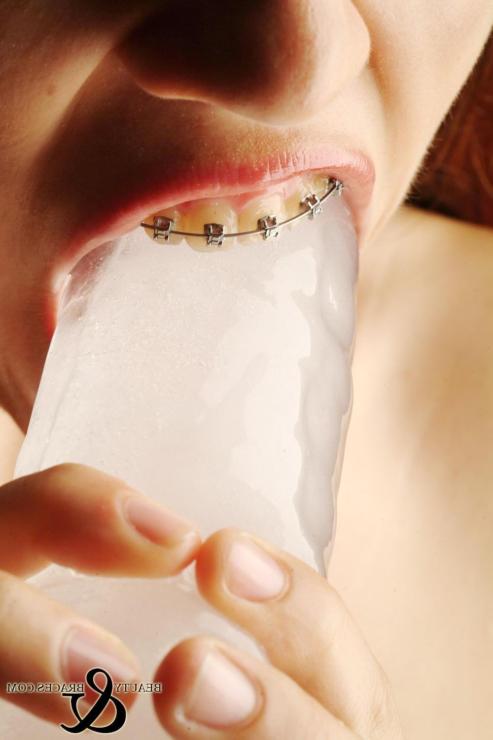 16P Sexy teen with braces sucks a big wet cocksicle