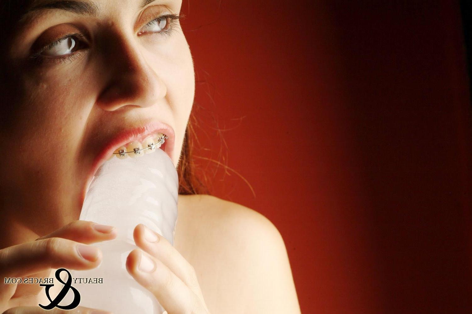16P Sexy teen with braces sucks a big wet cocksicle