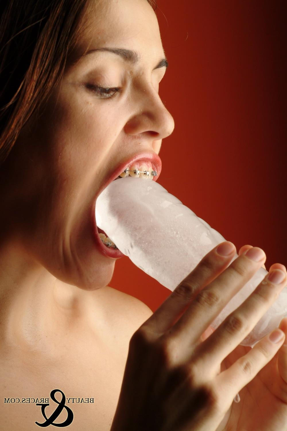 16P Sexy teen with braces sucks a big wet cocksicle