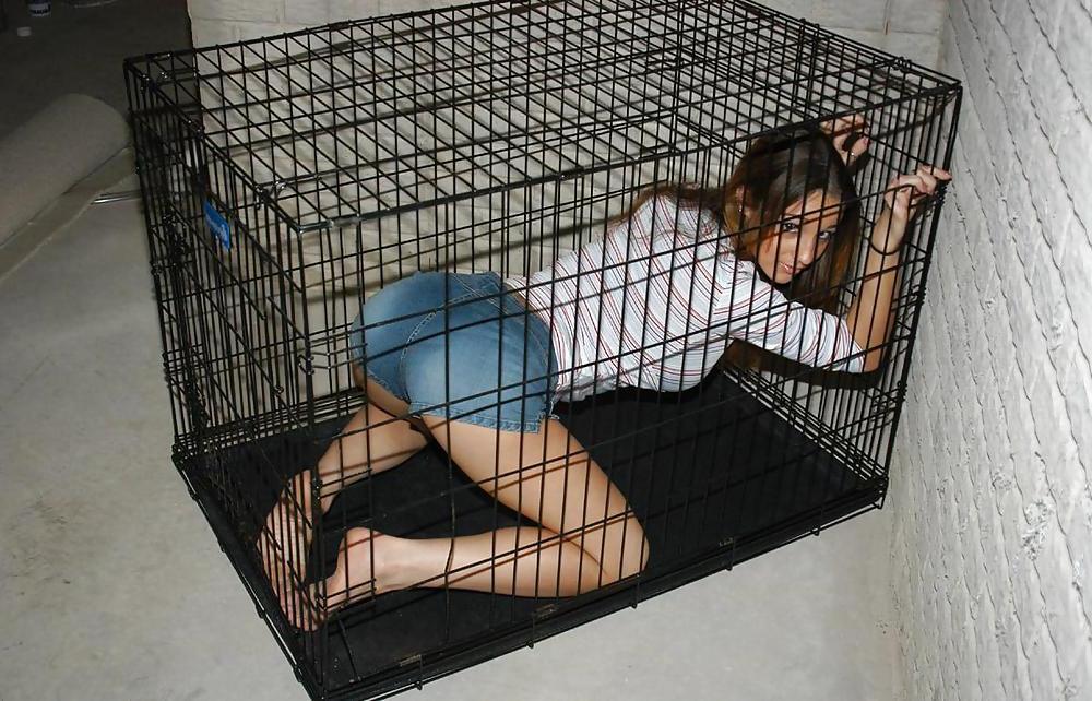 15P Black Bra Caged
