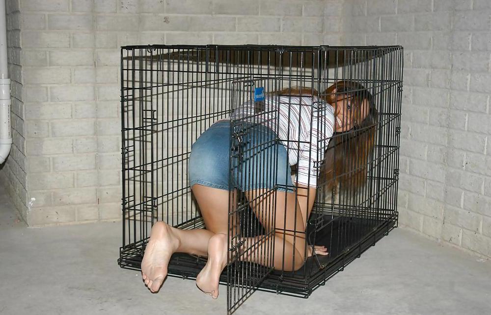 15P Black Bra Caged