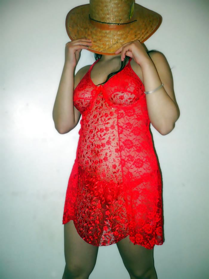 25P My wife. please cum on her and send to me.