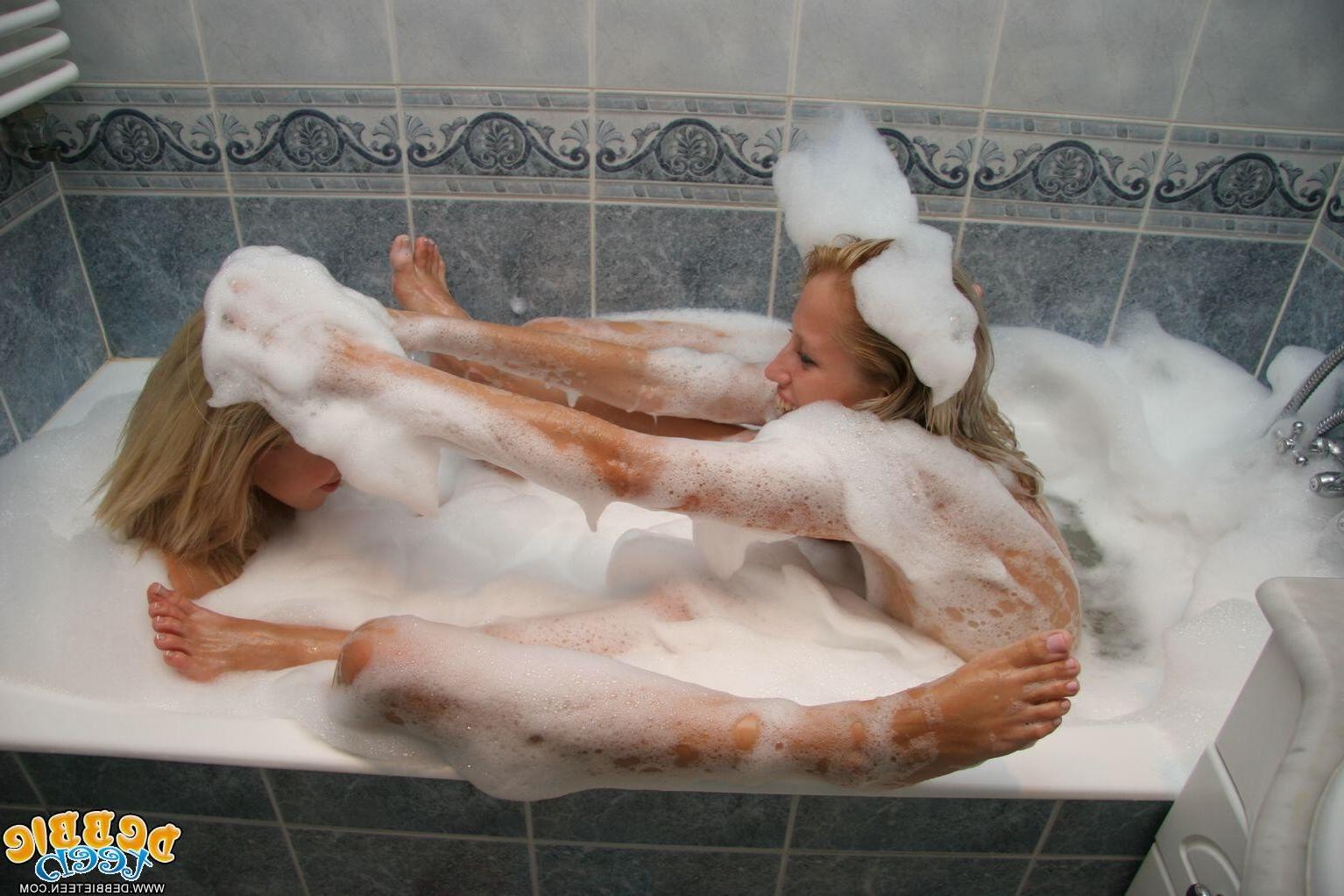 15P 18yo Debbie kissing petite lesbian teen in hot tub