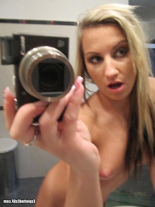 12P Naughty Slut Girlfriend Sucking and Fucking Boyfriends