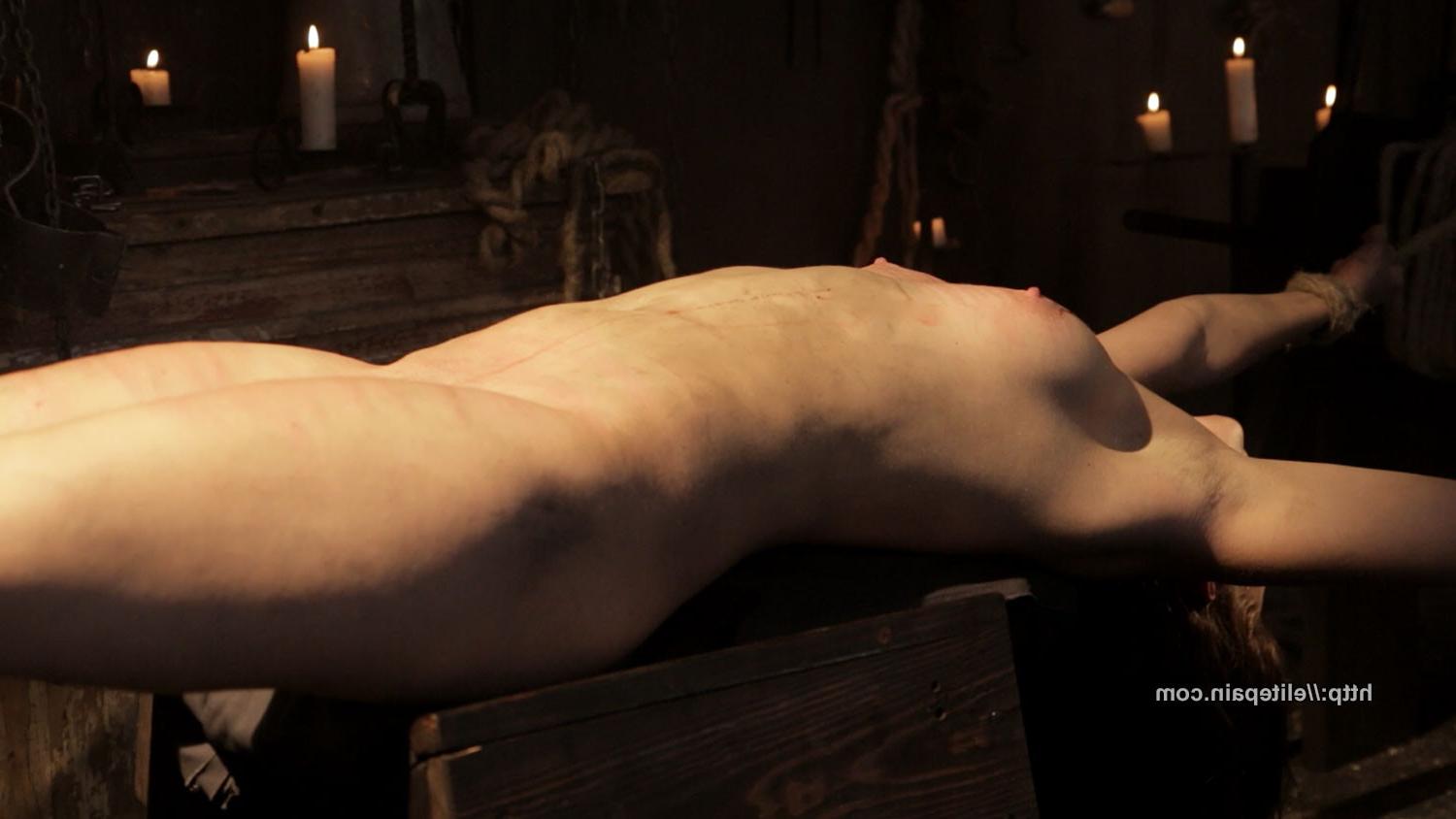 25P History of pain vintage torture and whipping in inquisition