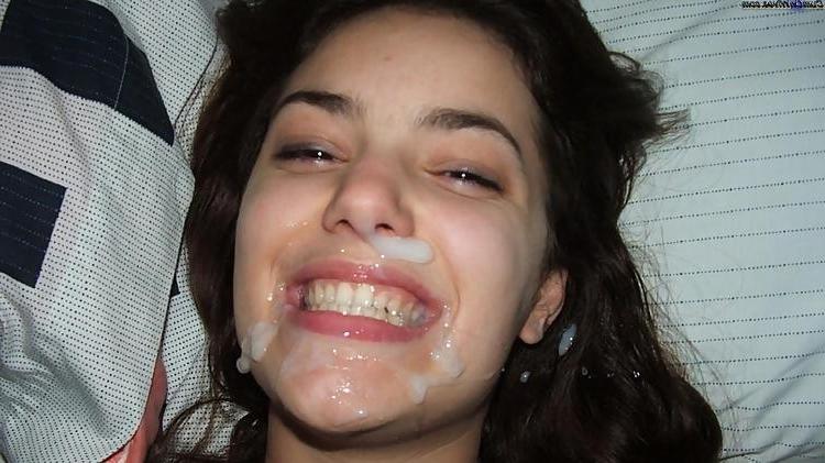 16P Homemade porn with amateur girlfriend sucking dick
