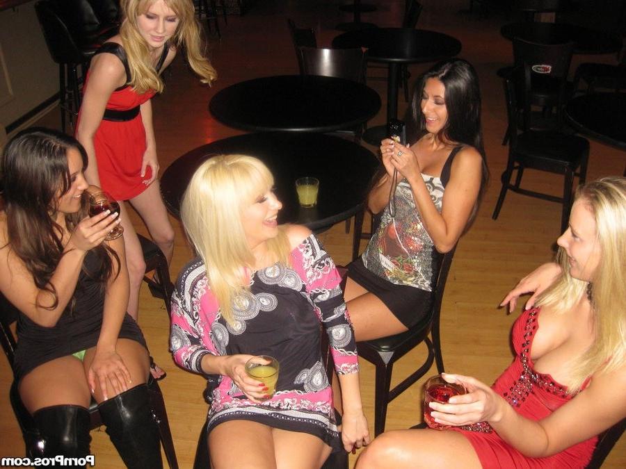 16P Lea Lexis parties like a naughty pornstar would