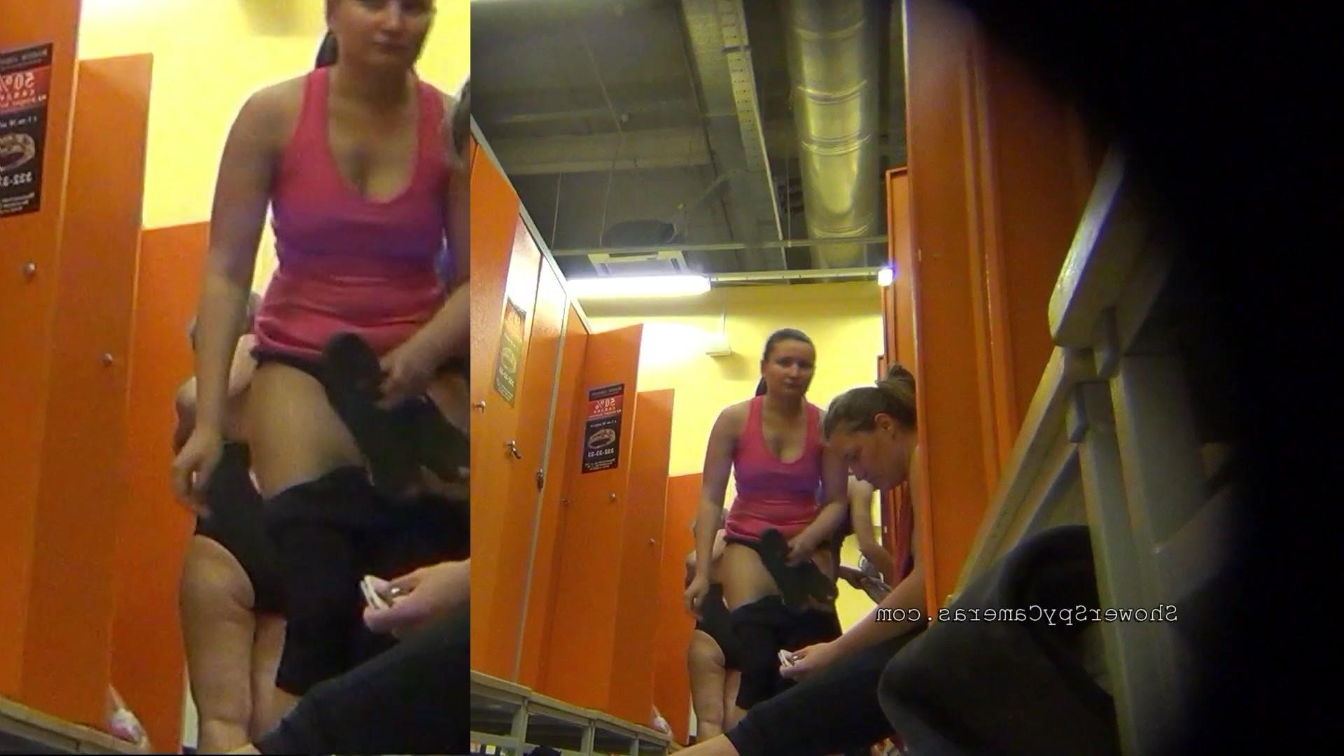 12P Young teenagers undress in the public locker room