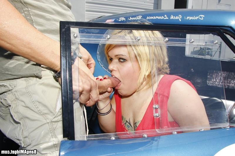 15P Hot Midget Stella Takes Full Sized Man Meat