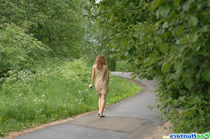 16P Tight teen strips down to her bra and takes a piss on a road