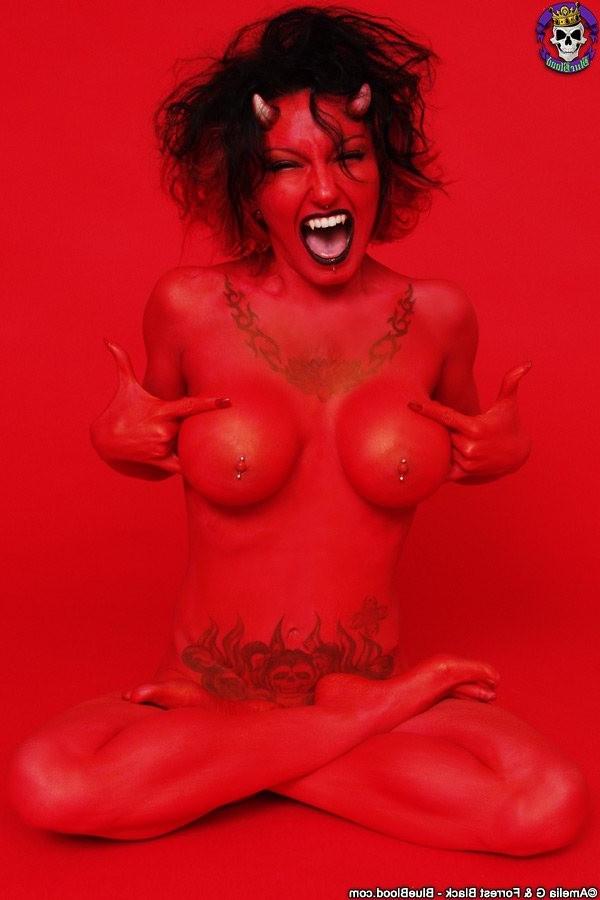 16P Busty devil girl shows her tight pierced cunt