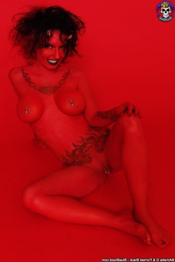 16P Busty devil girl shows her tight pierced cunt
