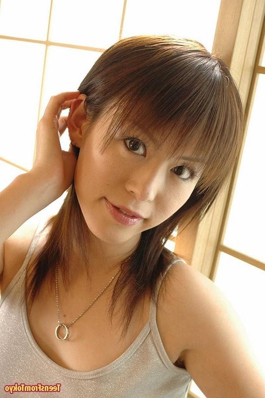 16P Japanese teen gets pleased and cums squirting her love juice