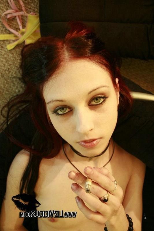 16P Skinny Waif Like Green Room Goth Nude in Big Boots