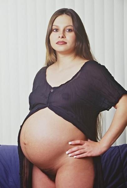20P Hot Pregnant Babe