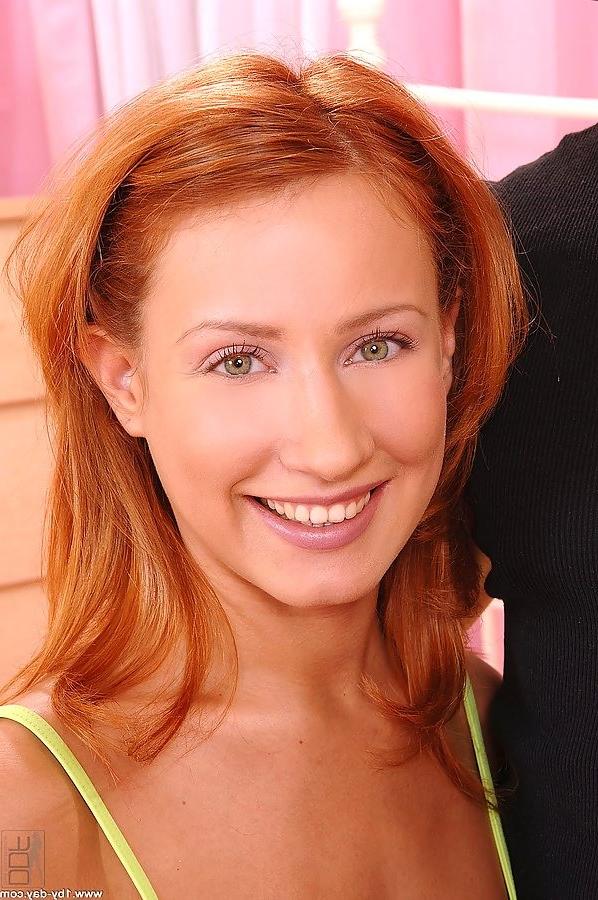 17P horny stud banging a pigtailed blonde and a gorgeous redhead