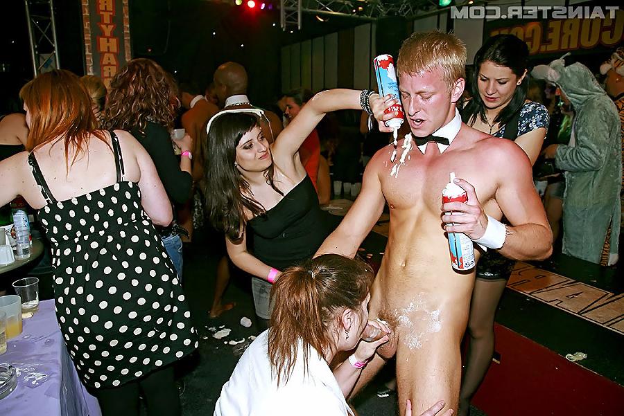 16P Horny women sucking cock at a CFNM sex party